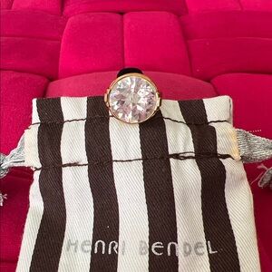 NWOT gorgeous henri bendel Rose Gold Crystal Ring with Pink-Flash Stone